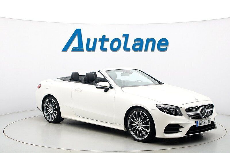 Diamantvit bright metallic Begagnad 2019 Mercedes E300 AMG Cab | 539 900 kr (Lite dyr) - Bild 1/3