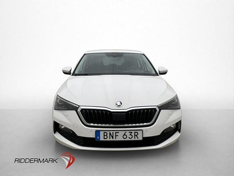 Begagnad Skoda Scala Style 110 HK (80 kW) 2020 Vit Halvkombi