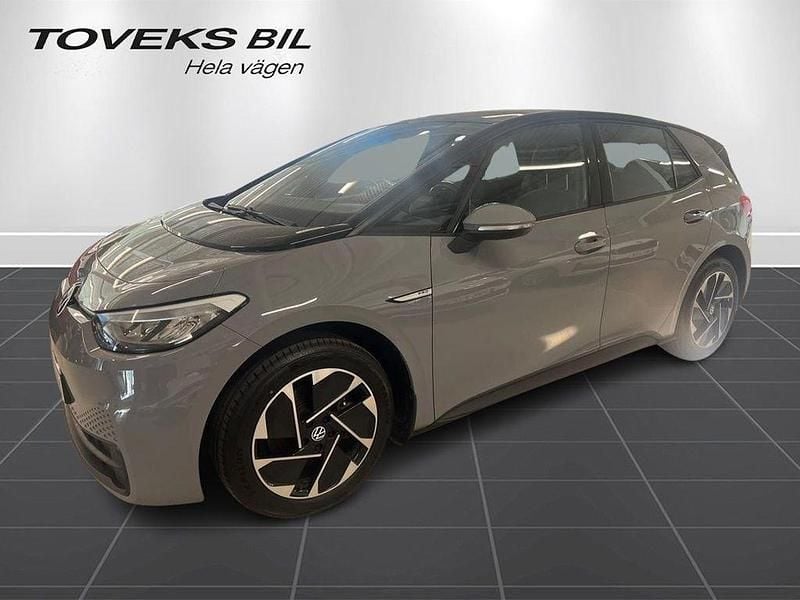 Grå Begagnad 2022 VW ID.3 Pro Performance Halvkombi | 229 900 kr (Superpris) - Bild 1/4