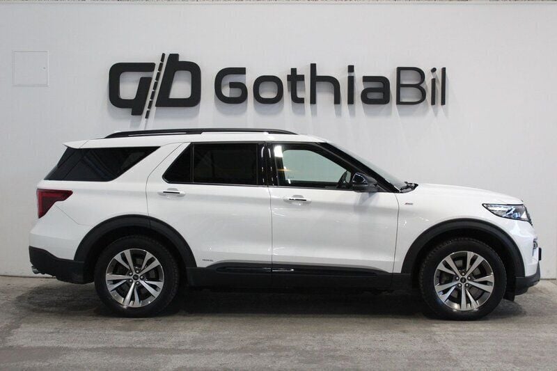 Vit Begagnad 2022 Ford Explorer ST-Line SUV | 564 900 kr (Dyr) - Bild 1/4