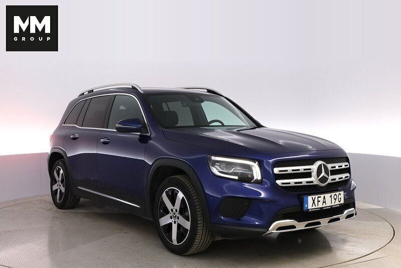 Blå Begagnad 2020 Mercedes GLB200 SUV | 339 000 kr (Marknadspris) - Bild 1/4