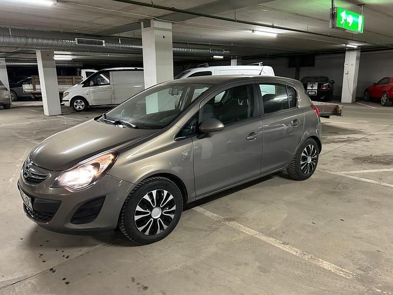 Begagnad Opel Corsa 100 HK (73 kW) 2014 Halvkombi
