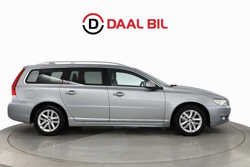 Begagnad Volvo V70 Performance 181 HK (133 kW) 2015 Silver Kombi