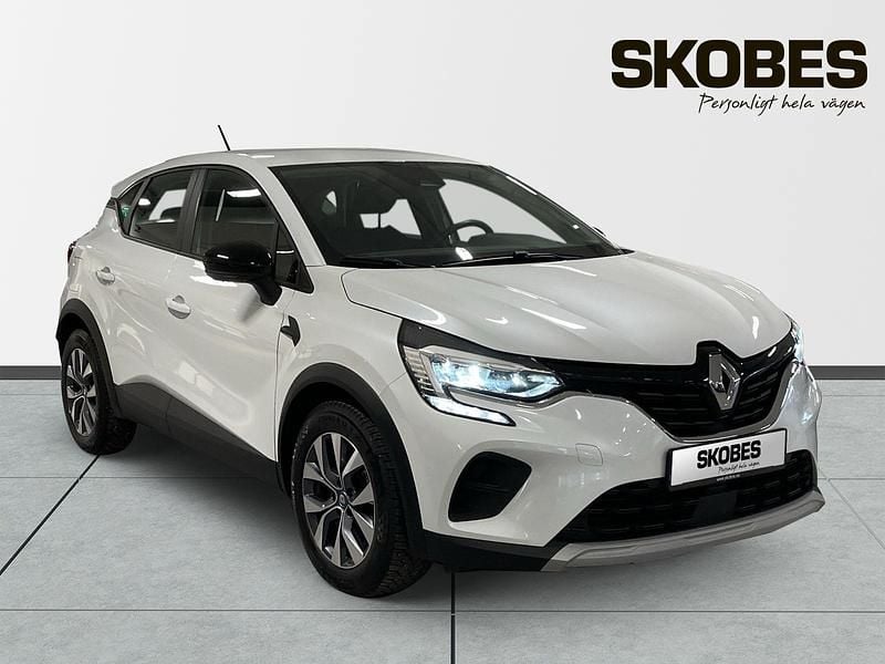 Vit Begagnad 2024 Renault Captur Equilibre SUV | 195 600 kr (Marknadspris) - Bild 1/3
