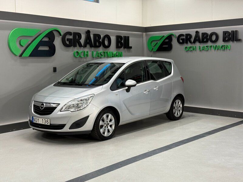 Grå Begagnad 2011 Opel Meriva Enjoy Minibuss | 59 900 kr (Marknadspris) - Bild 1/4