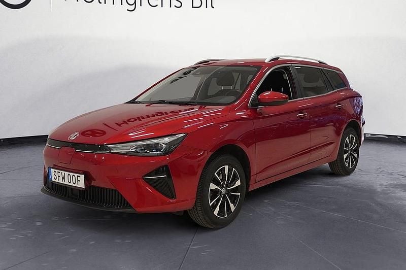 Begagnad MG MG5 EV Comfort 130 kW (177 HK) 2022 Diamond red Kombi