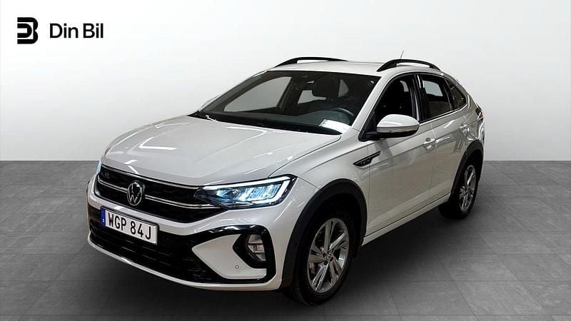 Grå Begagnad 2022 VW Taigo R-line SUV | 244 900 kr (Marknadspris) - Bild 1/4