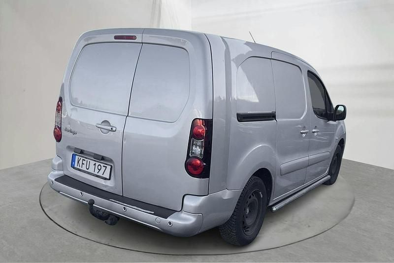 Begagnad Citroën Berlingo 100 HK (73 kW) 2016 Silver Minibuss