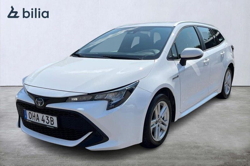 Vit Begagnad 2020 Toyota Corolla Active Kombi | 214 900 kr (Marknadspris) - Bild 1/3