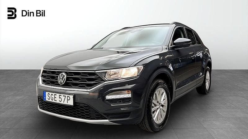 Grå Begagnad 2021 VW T-Roc SUV | 239 900 kr (Marknadspris) - Bild 1/4