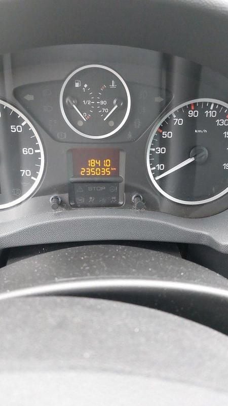 Svart Begagnad 2014 Peugeot Expert Van | 43 500 kr (Bra pris) - Bild 1/4