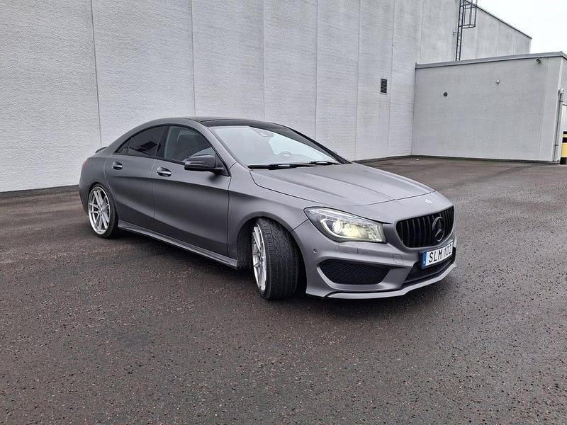 Begagnad Mercedes CLA200 AMG 136 HK (100 kW) 2014 Grå Sportkupé