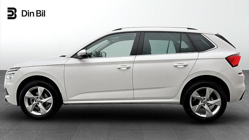 Begagnad Skoda 110 R Style 110 HK (80 kW) 2023 Vit Halvkombi