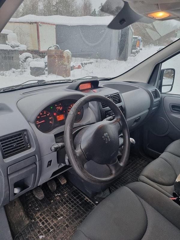 Svart Begagnad 2012 Peugeot Expert Van | 48 500 kr (Marknadspris) - Bild 1/4