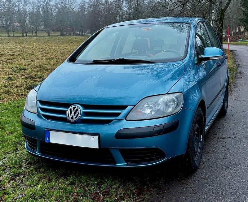 Begagnad 2006 VW Golf Plus Cross Minibuss | 32 500 kr (Bra pris) - Bild 1/4