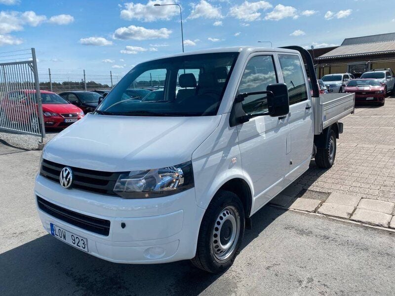 Vit (vitt) Begagnad 2011 VW T5 Van | 139 900 kr (Lite dyr) - Bild 1/4