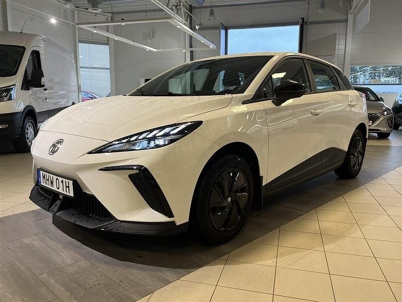 Vit Begagnad 2023 MG MG4 EV Halvkombi | 229 800 kr (Bra pris) - Bild 1/2