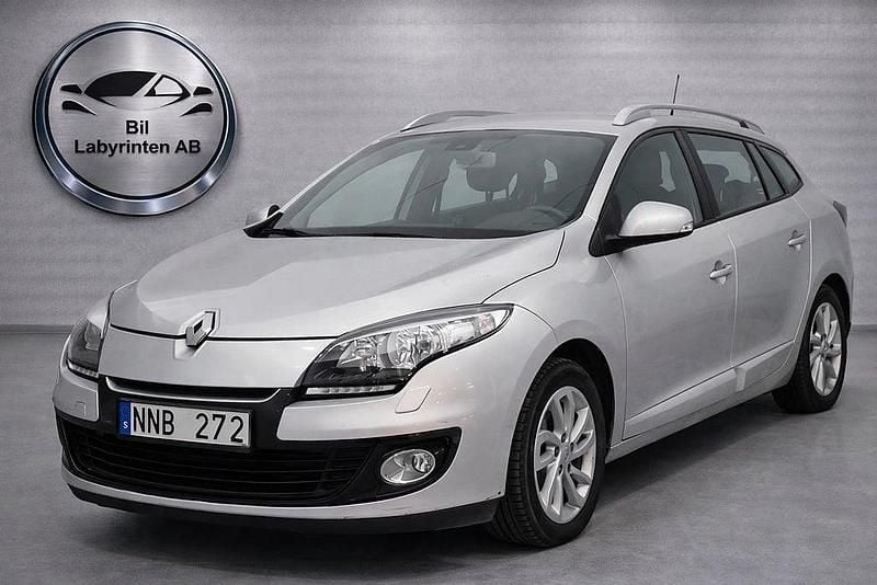 Begagnad Renault Mégane GrandTour 110 HK (80 kW) 2013 Silver Kombi