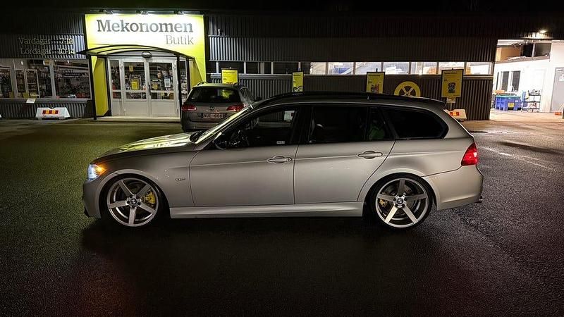 Begagnad BMW 325 M Sport 197 HK (144 kW) 2010 Kombi