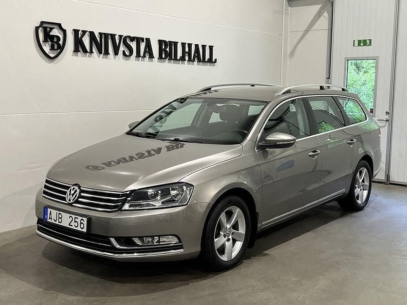Ljusbrun (brun) Begagnad 2014 VW Passat Kombi | 108 900 kr (Lite dyr) - Bild 1/4