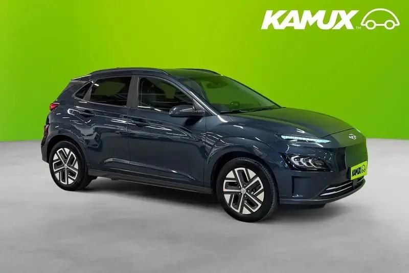 Blå Begagnad 2022 Hyundai Kona SUV | 188 900 kr (Superpris) - Bild 1/4