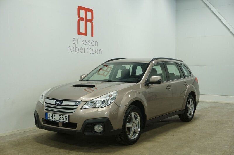 Ljusbrun (brun) Begagnad 2014 Subaru Outback SUV | 139 900 kr (Dyr) - Bild 1/4