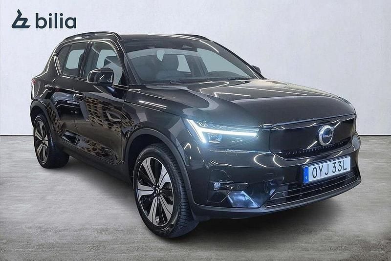 Begagnad Volvo XC40 Plus 185 kW (252 HK) 2022 Svart SUV
