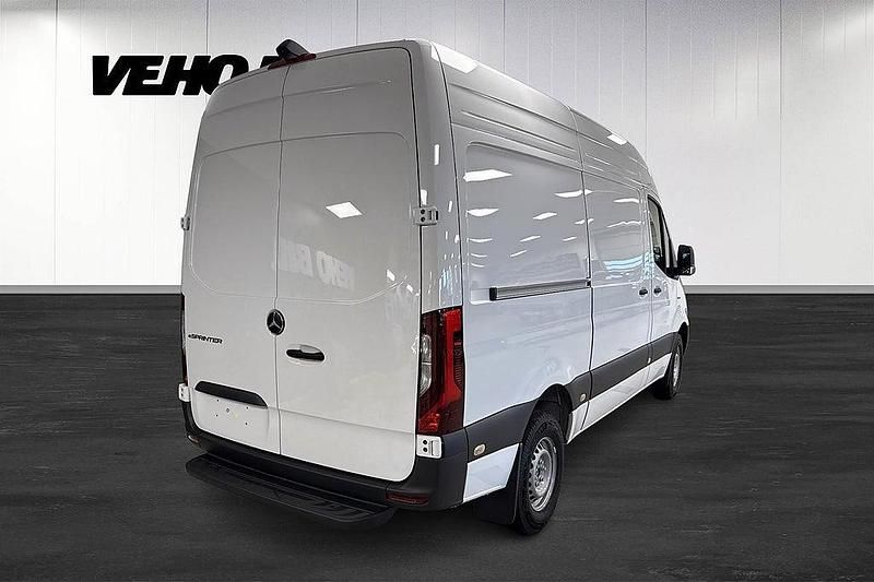 Ny Mercedes 320 2025 Vit Pickup