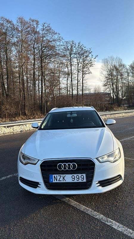 Begagnad Audi A6 177 HK (130 kW) 2014 Kombi