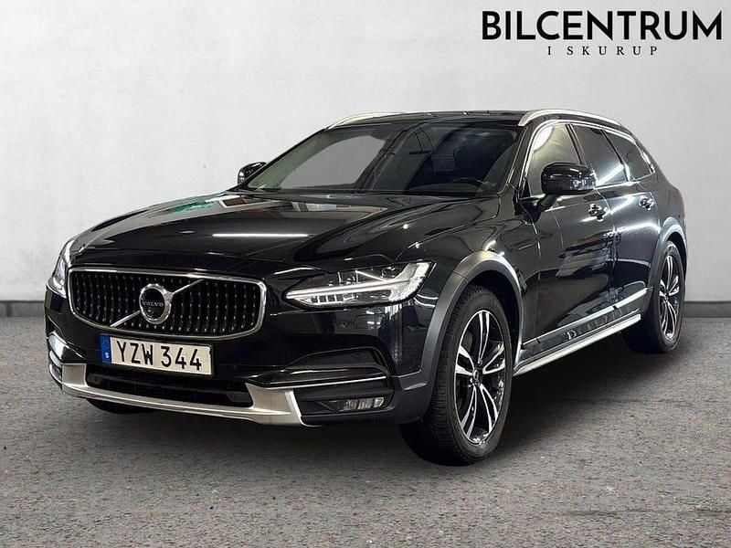 Begagnad Volvo V90 CC Inscription 190 HK (139 kW) 2018 Svart Kombi