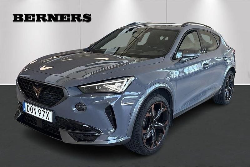 Ljusgrå (grå) Begagnad 2024 Cupra Formentor VZ SUV | 409 900 kr (Bra pris) - Bild 1/4