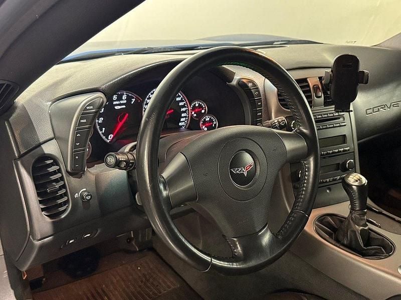 Begagnad Chevrolet Corvette Z06 LS 512 HK (376 kW) 2006 Mörkblå Sportkupé