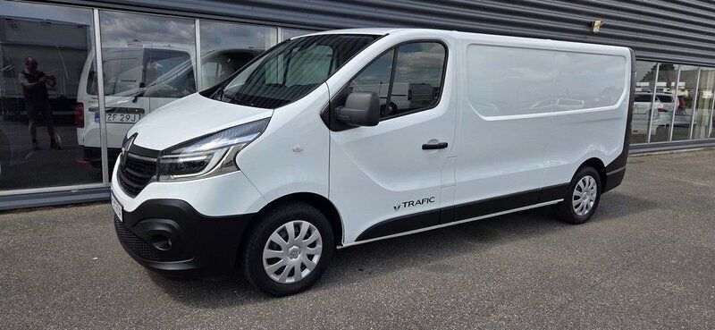 Vit Begagnad 2020 Renault Trafic Van | 229 000 kr (Superpris) - Bild 1/4