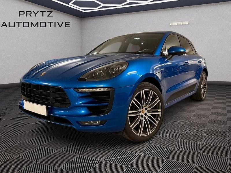 Sapphire blue metallic Begagnad 2015 Porsche Macan Turbo SUV | 339 000 kr - Bild 1/4