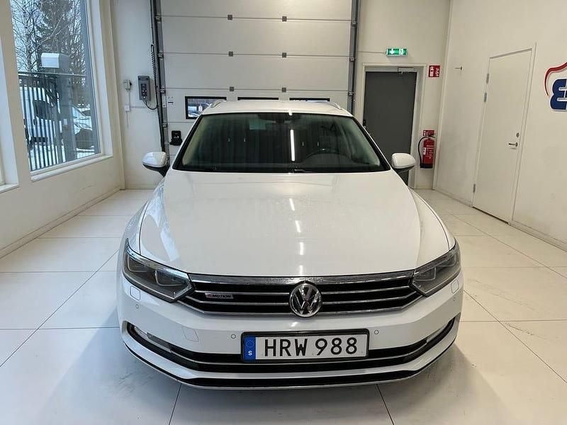Begagnad VW Passat 192 HK (141 kW) 2015 Vit Sedan