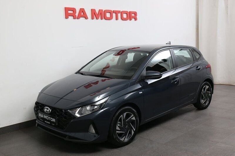 Ny 2025 Hyundai i20 Essential Halvkombi | 266 500 kr (Marknadspris) - Bild 1/4