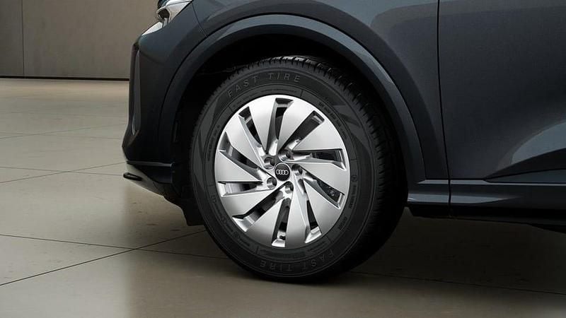 Ny Audi Q5 Proline 299 HK (219 kW) 2025 Tamboragrå metallic SUV