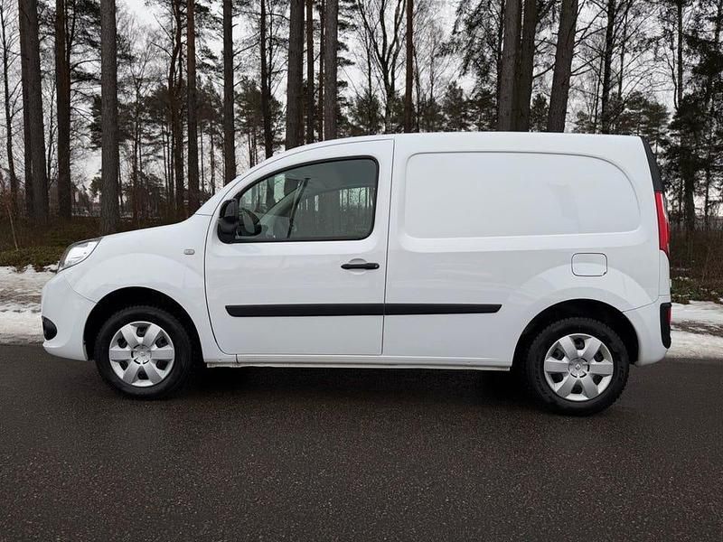 Begagnad Renault Kangoo 95 HK (69 kW) 2020 Vit Minibuss