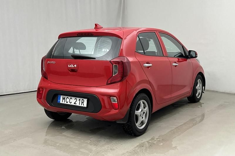 Begagnad Kia Picanto 67 HK (49 kW) 2022 Röd Halvkombi