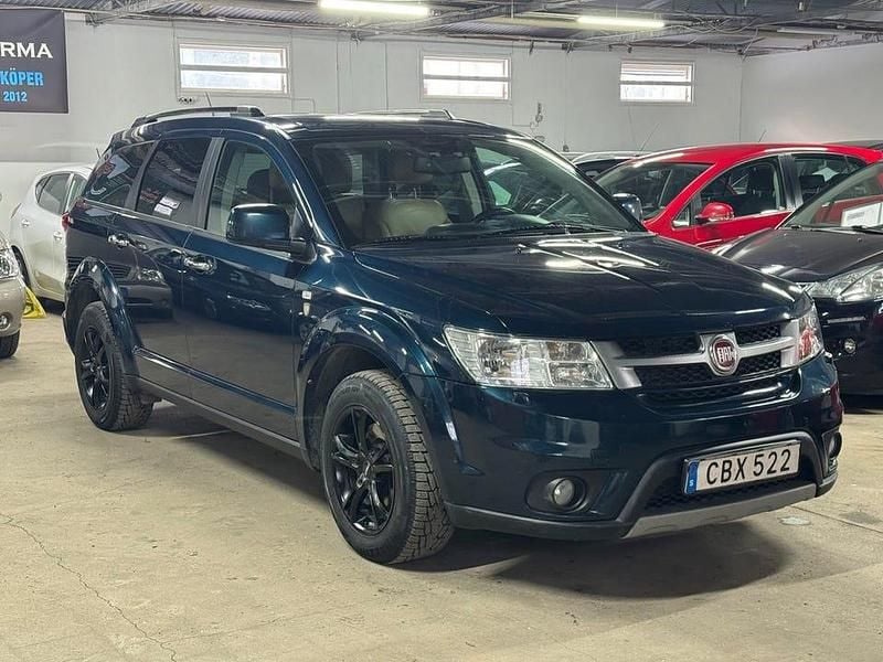 Begagnad Fiat Freemont 170 HK (125 kW) 2014 Blå SUV