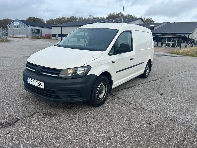 Vit Begagnad 2016 VW Caddy Maxi Minibuss | 56 900 kr (Marknadspris) - Bild 1/4