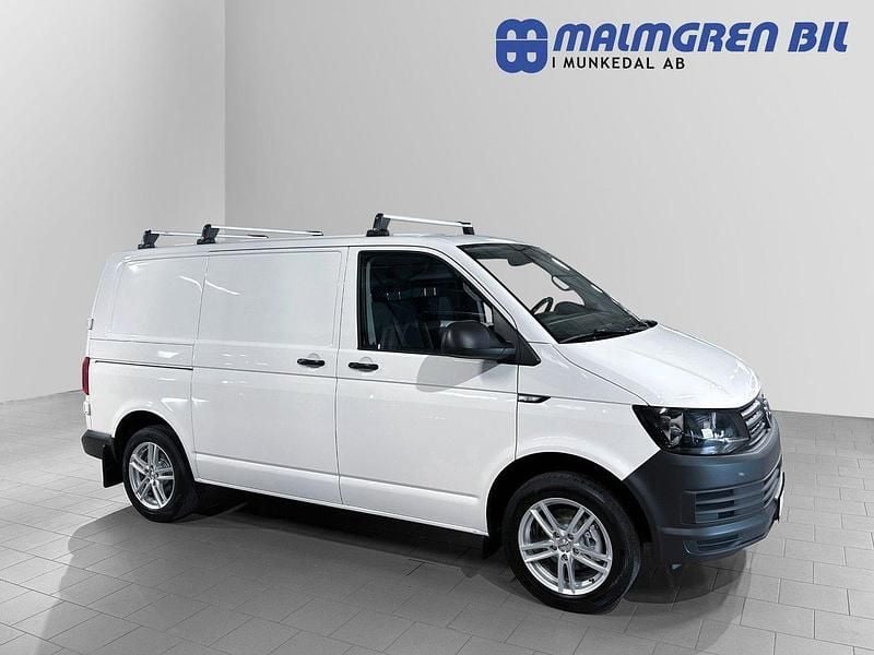 Vit Begagnad 2018 VW T6 Van | 336 250 kr - Bild 1/4