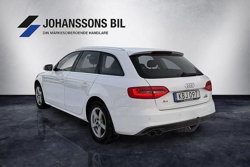 Begagnad Audi A4 Sport 150 HK (110 kW) 2015 Vit Kombi