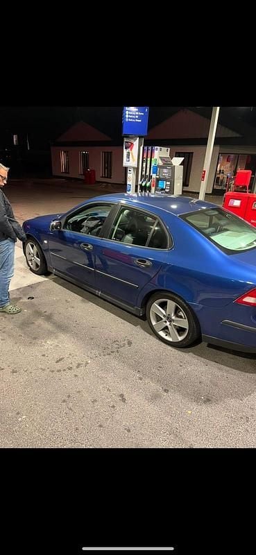 Begagnad 2003 Saab 9-3 Sedan | 13 000 kr (Marknadspris) - Bild 1/4
