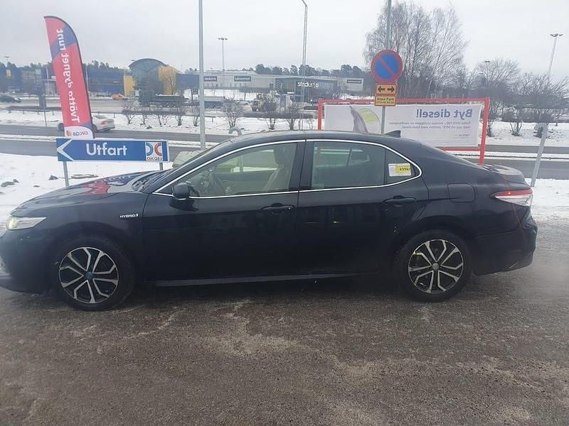 Begagnad Toyota Camry Hybrid Executive 218 HK (160 kW) 2019