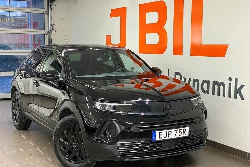 Diamond black Begagnad 2022 Opel Mokka GS Line SUV | 204 900 kr (Marknadspris) - Bild 1/4