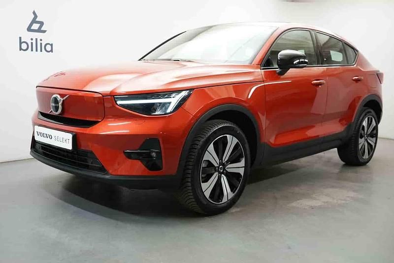 Begagnad Volvo C40 Single Motor 2023 Röd SUV