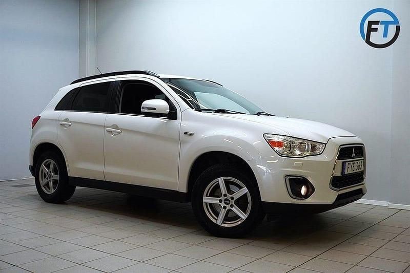 Vit Begagnad 2015 Mitsubishi ASX SUV | 84 900 kr (Bra pris) - Bild 1/4