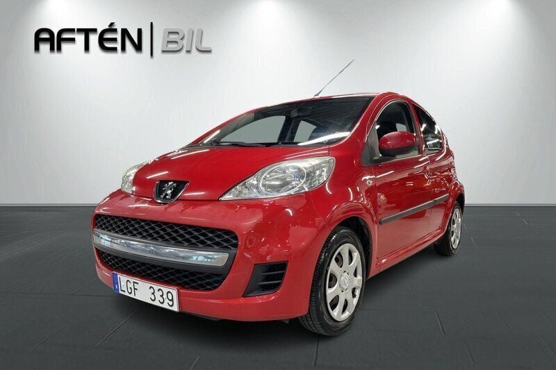 Röd Begagnad 2011 Peugeot 107 Halvkombi | 39 800 kr (Marknadspris) - Bild 1/3