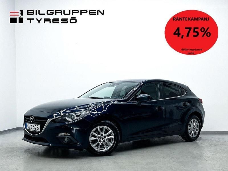 Blå Begagnad 2016 Mazda 3 Inclusive Halvkombi | 129 900 kr (Marknadspris) - Bild 1/4